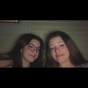 Meet your Posher, Hayley